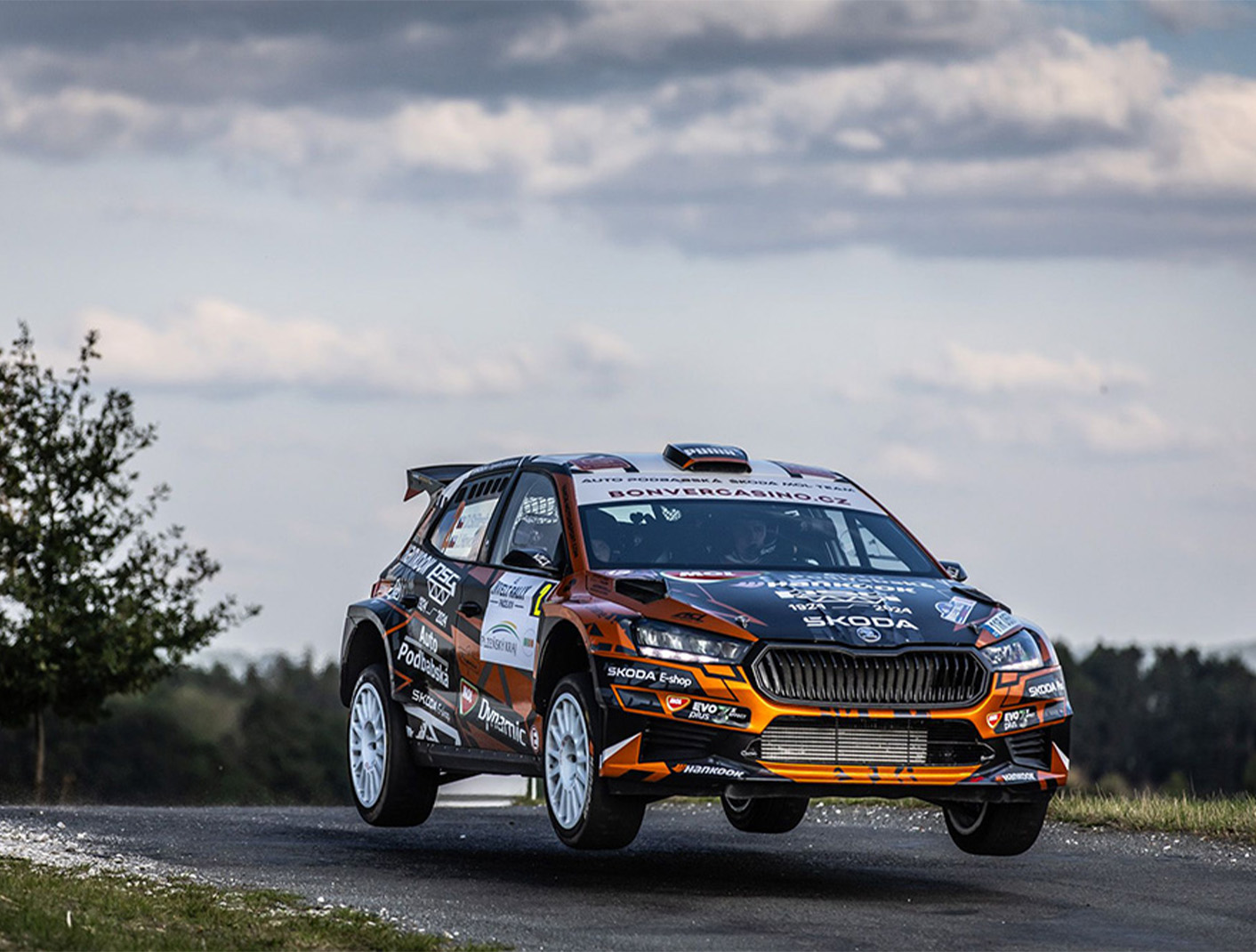 Dominik Stříteský, patrocinado por Hankook Tire, se hace con el Campeonato Checo de Rallyes 2024. 